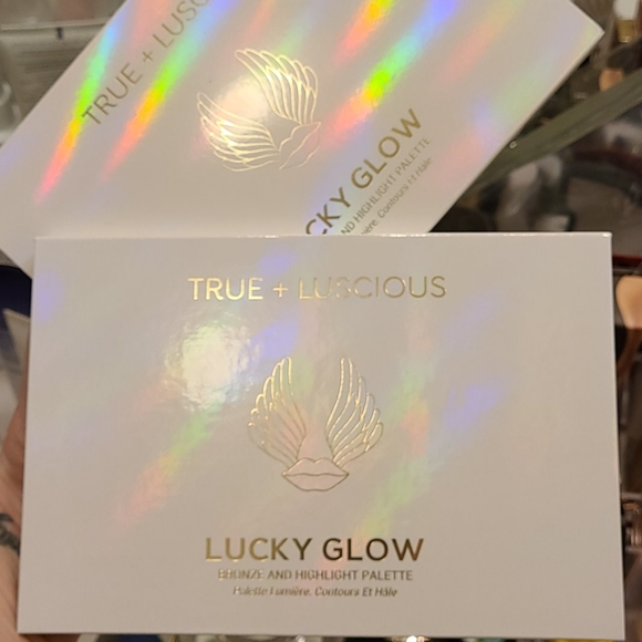 LUCKY GLOW PALLET - Picture 5 of 5